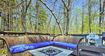 Cozy Cabin With Sunroom & Cacapon River Access!