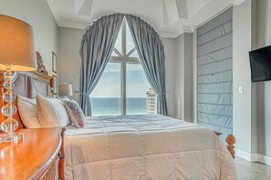 Apartment (2 Bedrooms) | Interior - Pensacola Beach Penthouse w/ View + Pool Access! (Pensacola Beach)