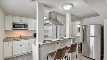 House (1 Bedroom) | Interior