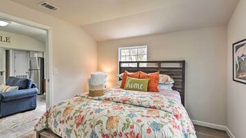 House (1 Bedroom) | Interior