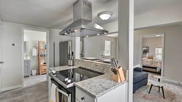 House (1 Bedroom) | Interior