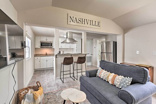 Bright Columbia Home: 47 Mi to Dtwn Nashville
