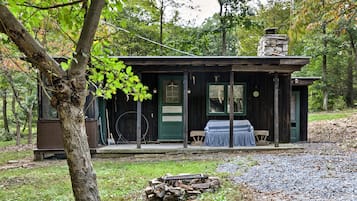 House (2 Bedrooms) | Front of property
