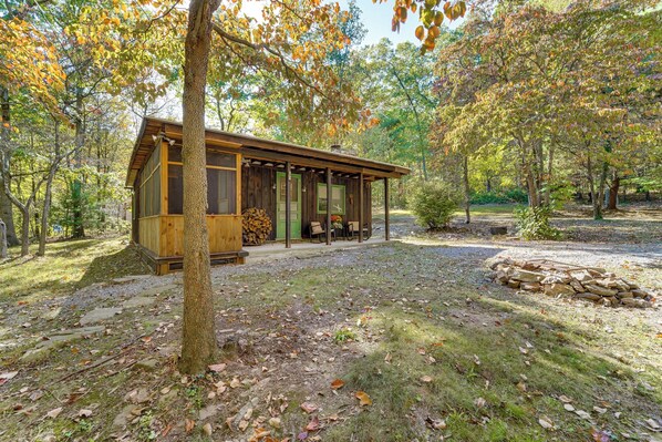 House (2 Bedrooms) | Exterior