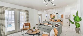 Clermont Vacation Rental w/ Pool: 11 Mi to Disney