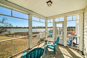 Interior - Waterfront Montross Home w/ Private Boat Slip! (Montross)