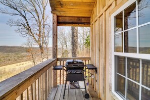 Apartment (0 Bedroom) | Interior - Peaceful Mountain Air Getaway w/ Fire Pit! (Mountain View)