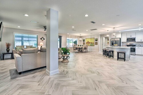 Jacksonville Gem - Ideal Location to Beaches!