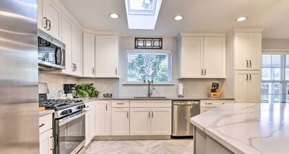 Jacksonville Gem - Ideal Location to Beaches!