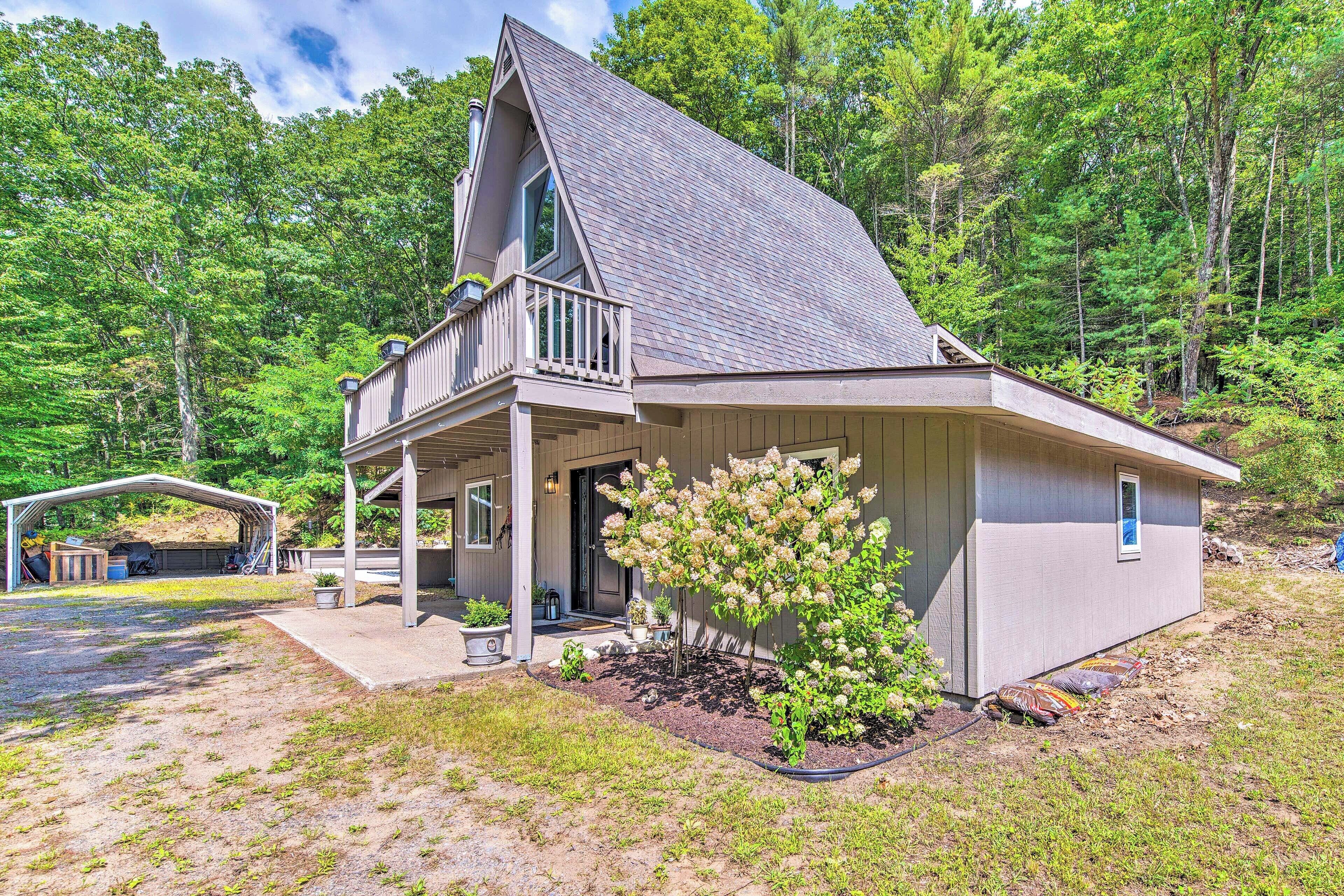 House (2 Bedrooms) | Interior