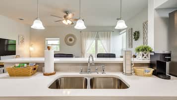 Apartment (1 Bedroom) | Interior