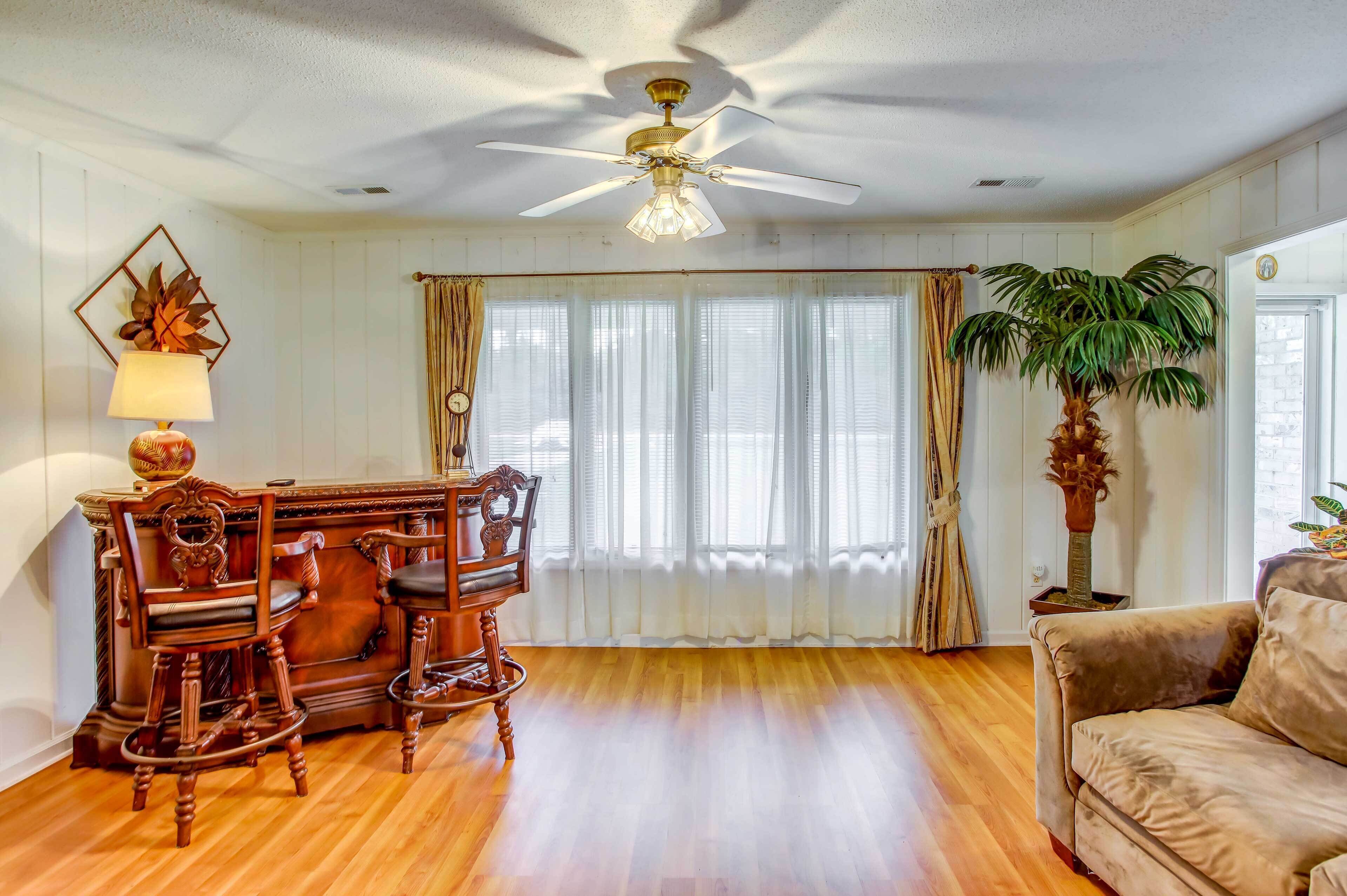 House w/ Yard + River Views Near Myrtle Beach