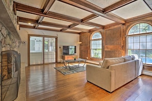 House (4 Bedrooms) | Interior - Charming Saylorsburg Retreat w/ Game Room & Patio! (Saylorsburg)