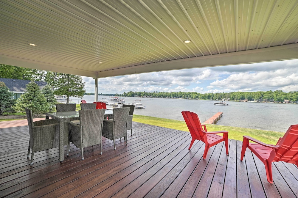 Hale/long Lake Retreat w/ Kayaks & Boat Dock