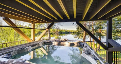Hot Tub & Mtn Views: Waterfront Grand Lake Cabin!