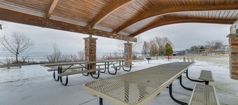 歷史悠久的霍頓湖度假屋，靠近湖岸