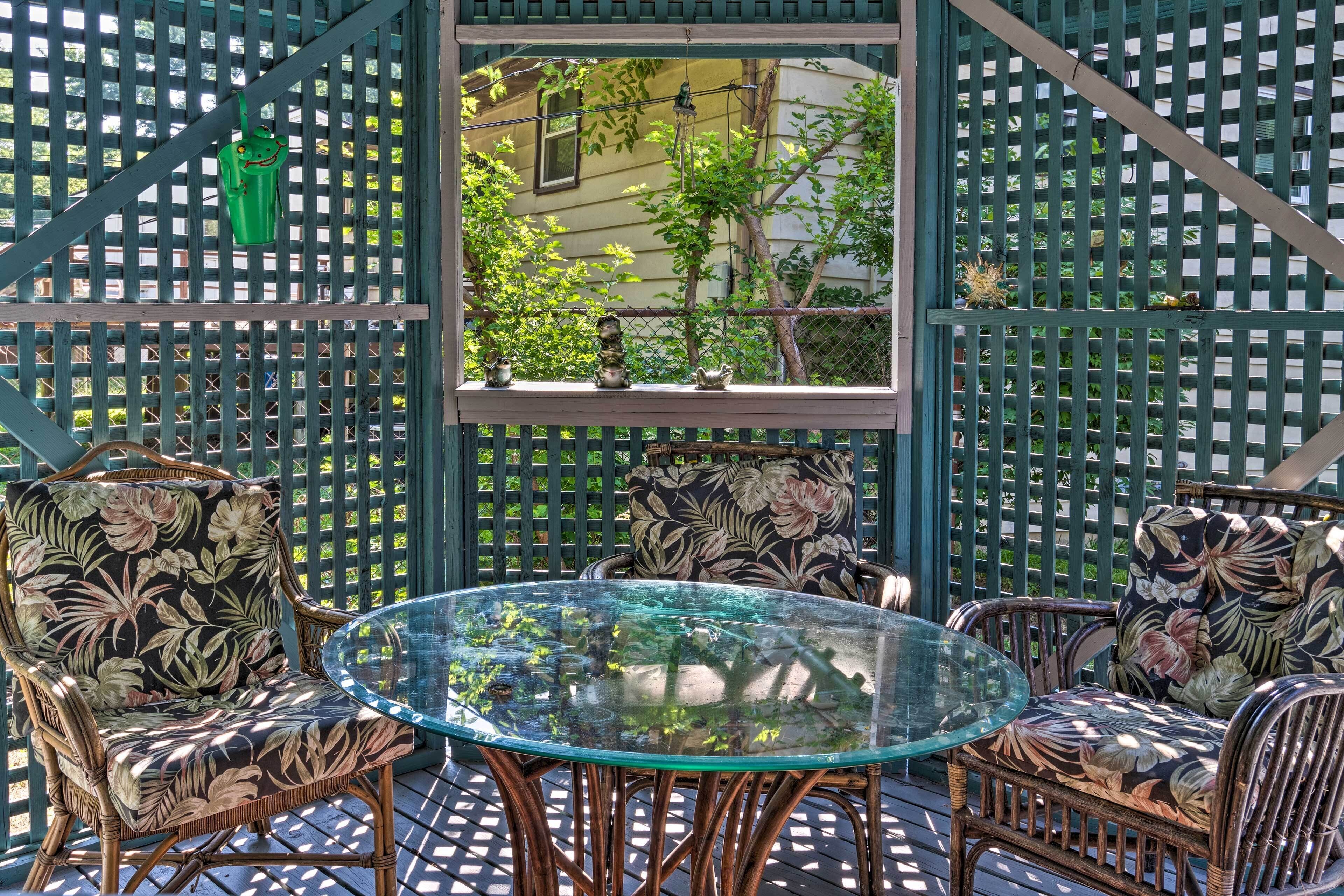 House (5 Bedrooms) | Interior