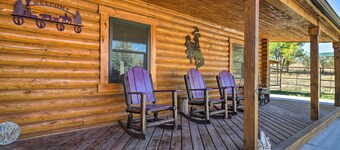 Remote Cabin w/ Gas Stove < 7 Mi to Town!