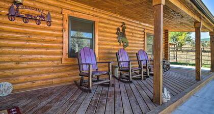 Remote Cabin w/ Gas Stove < 7 Mi to Town!