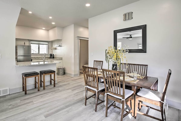 House (3 Bedrooms) | Interior