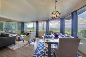 House (3 Bedrooms) | Interior - Hendersonville Home w/ Views - 3 Mi to Downtown! (Hendersonville)