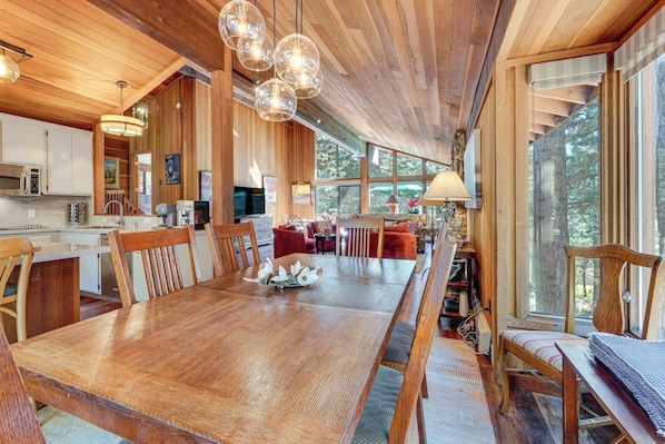 House (5 Bedrooms) | Interior - Family-friendly Truckee Cabin Near Ski Shuttle! (Truckee)