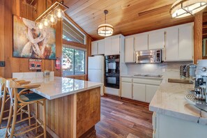 House (5 Bedrooms) | Interior - Family-friendly Truckee Cabin Near Ski Shuttle! (Truckee)