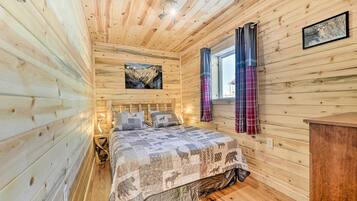 House (1 Bedroom) | Interior