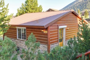 House (1 Bedroom) | Interior