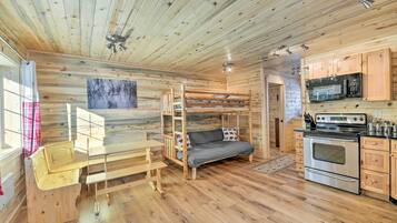 House (1 Bedroom) | Interior