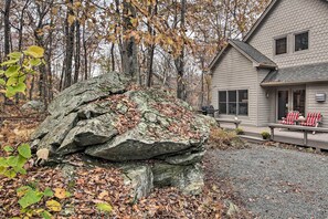 House (3 Bedrooms) | Interior - Wintergreen Resort Cabin: Near the Slopes! (Roseland)