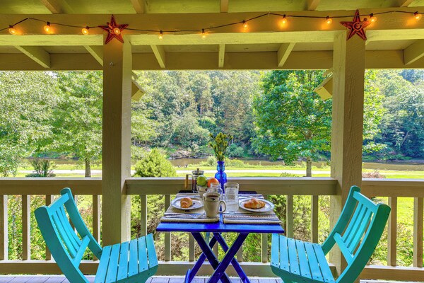 Riverside Cabin Near West Jefferson! - Lansing, NC