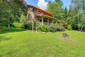 House (2 Bedrooms) | Interior - Riverfront Home w/ Fire Pit + Deck in Lansing (Lansing)