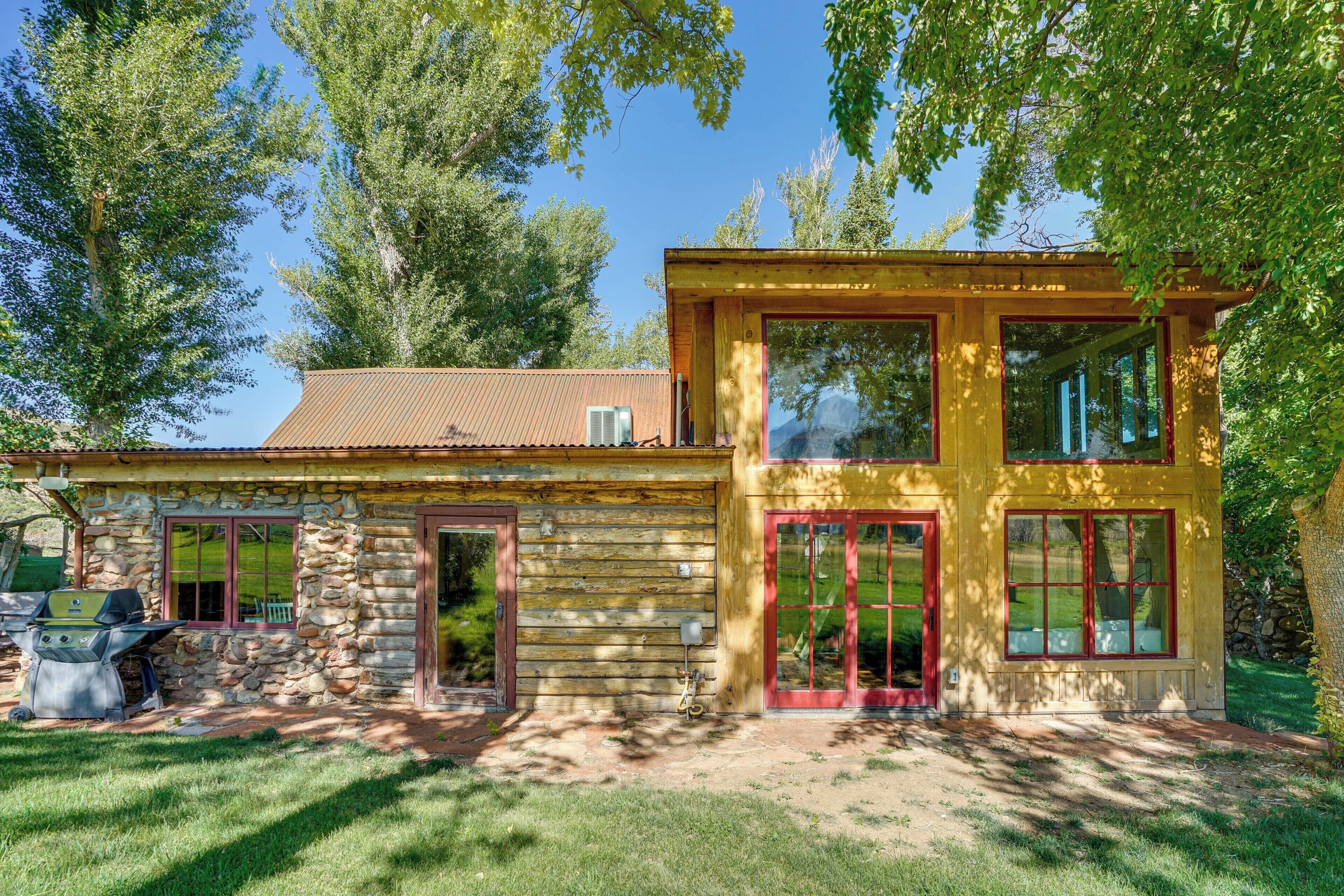 Pack Creek Ranch < 15 Miles to Downtown Moab!