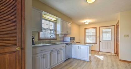 Lexington Home ~ 2 Mi to University of Kentucky!