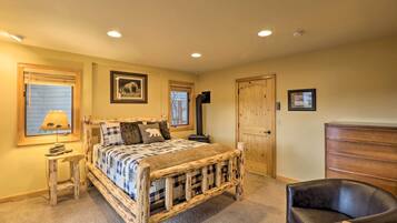 3 bedrooms, bed sheets