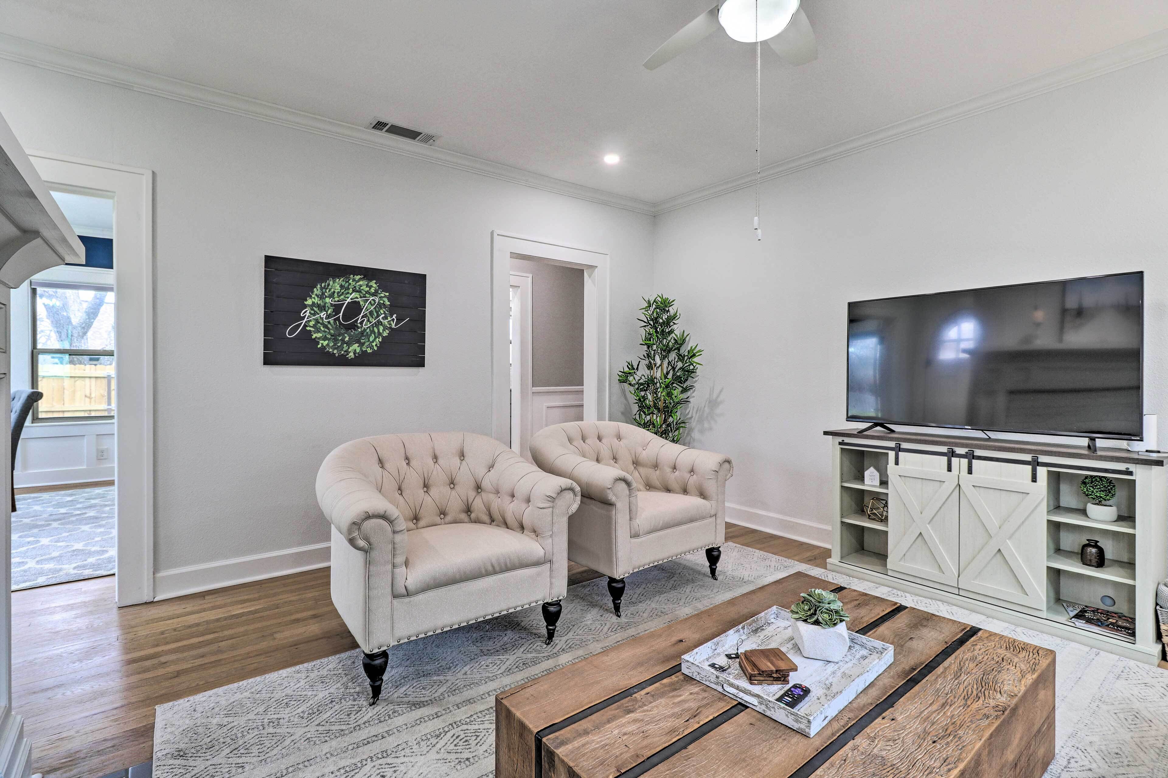 Charming Temple Home Near Hospital & College