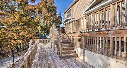 Deck & Lake Access: Cozy Townhome in Eucha