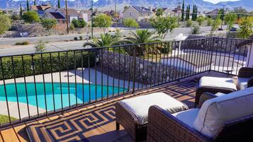 House (3 Bedrooms) | Front of property