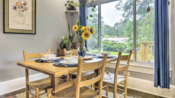 Dining - Peaceful Garner Home ~ 6 Mi to Dtwn Raleigh! (Garner)