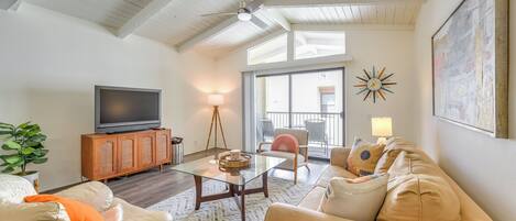 Apartment (2 Bedrooms) | Front of property