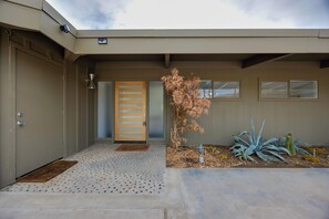 Rumah (2 Bedrooms) | Interior