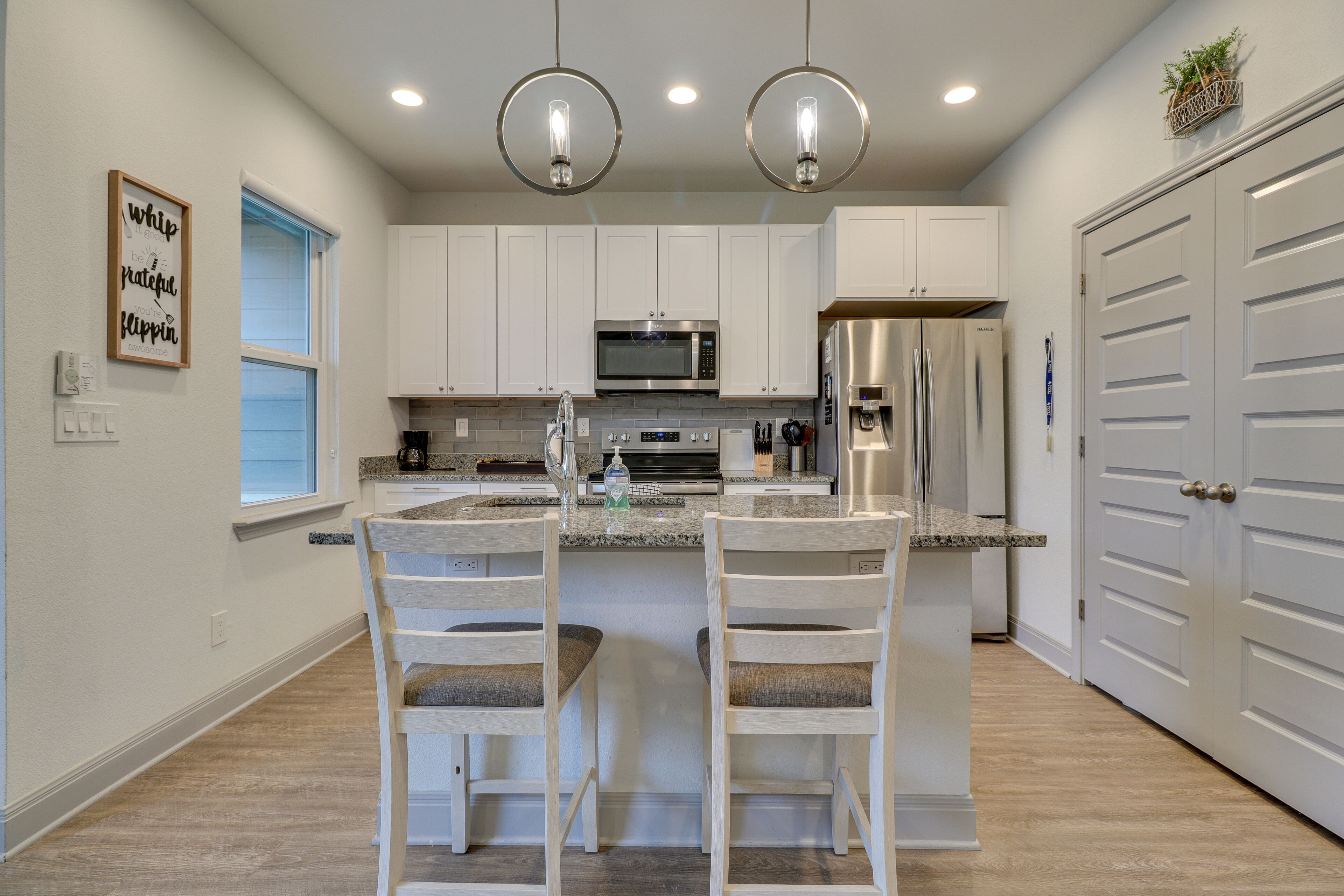 Microwave, oven, stovetop, dishwasher