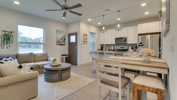 TV - Mod Point Venture Townhome w/ Patio + Boat Launch! (Leander)