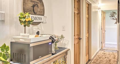 Vista Retreat: Stunning Views & Spacious Comfort