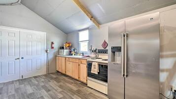 Apartment (0 Bedroom) | Interior