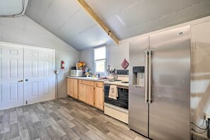 Apartment (0 Bedroom) | Interior