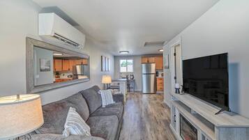 Apartment (1 Bedroom) | Interior