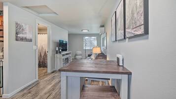 Apartment (1 Bedroom) | Bahagian dalam