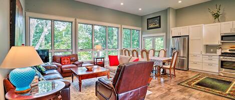 Cottage (3 Bedrooms) | Front of property